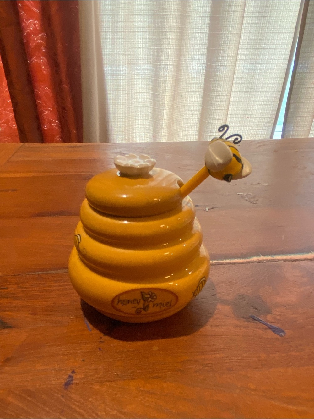 Joie Mini Beehive Miel Pot Ceramic- Yellow